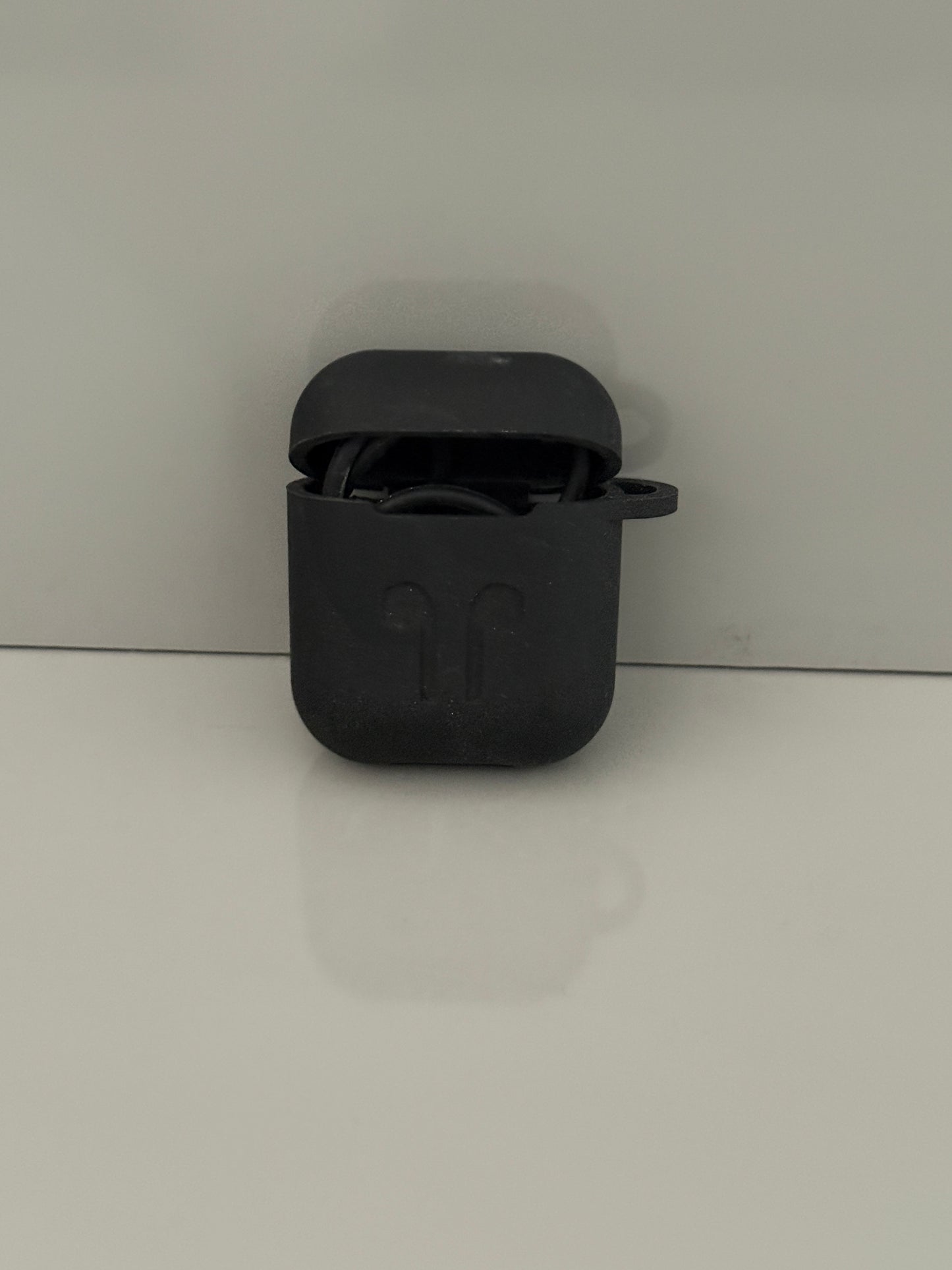 AirPods 1 & 2